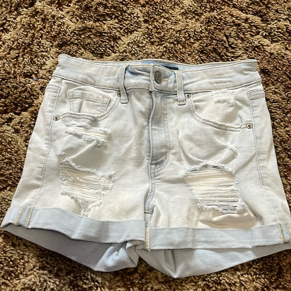 Aeropostale size 6 high rise midi jean shorts light wash